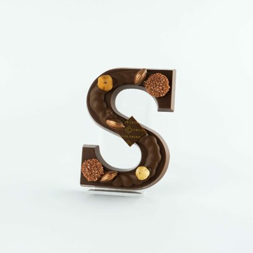 Solid Chocolate Letter S Sinterklaas milk 36 percent with decoration